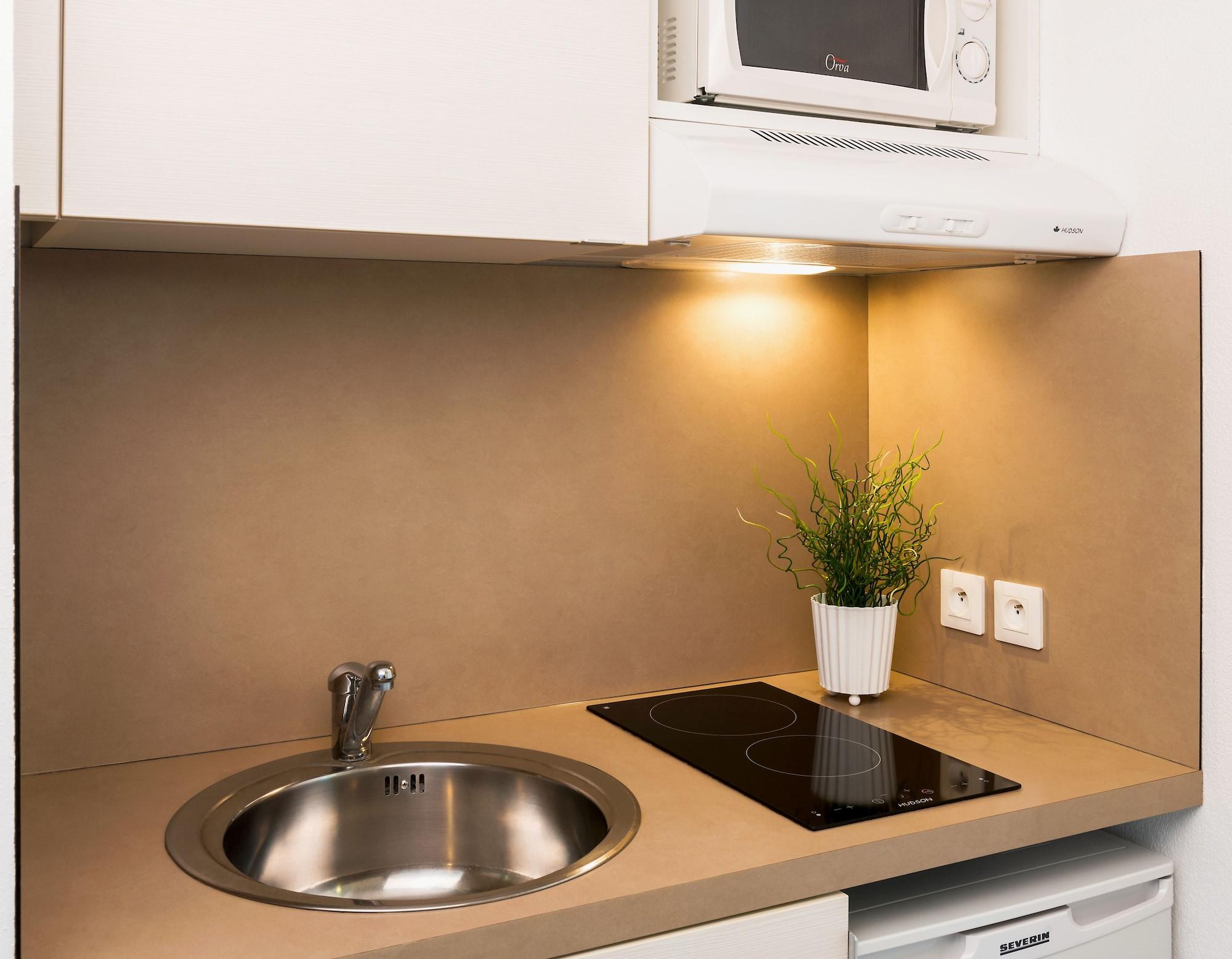Teneo Apparthotel Bordeaux Merignac - Aeroport Luaran gambar